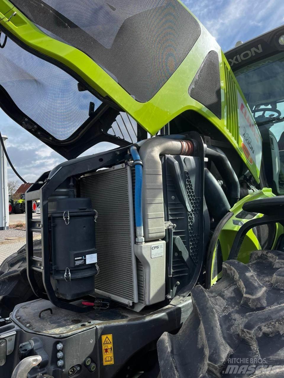 CLAAS Axion 940 Traktori