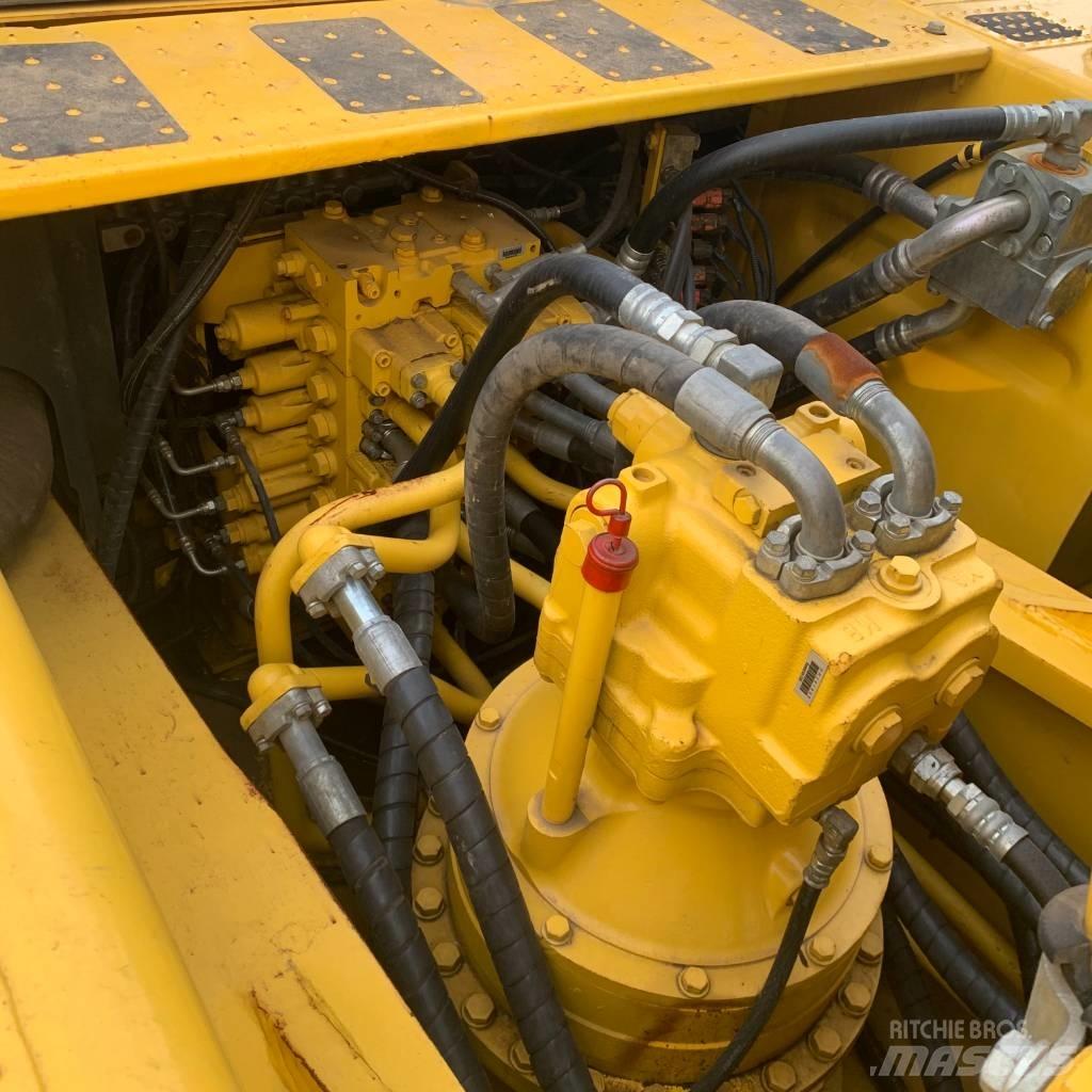 Komatsu PC450-8 Kāpurķēžu ekskavatori