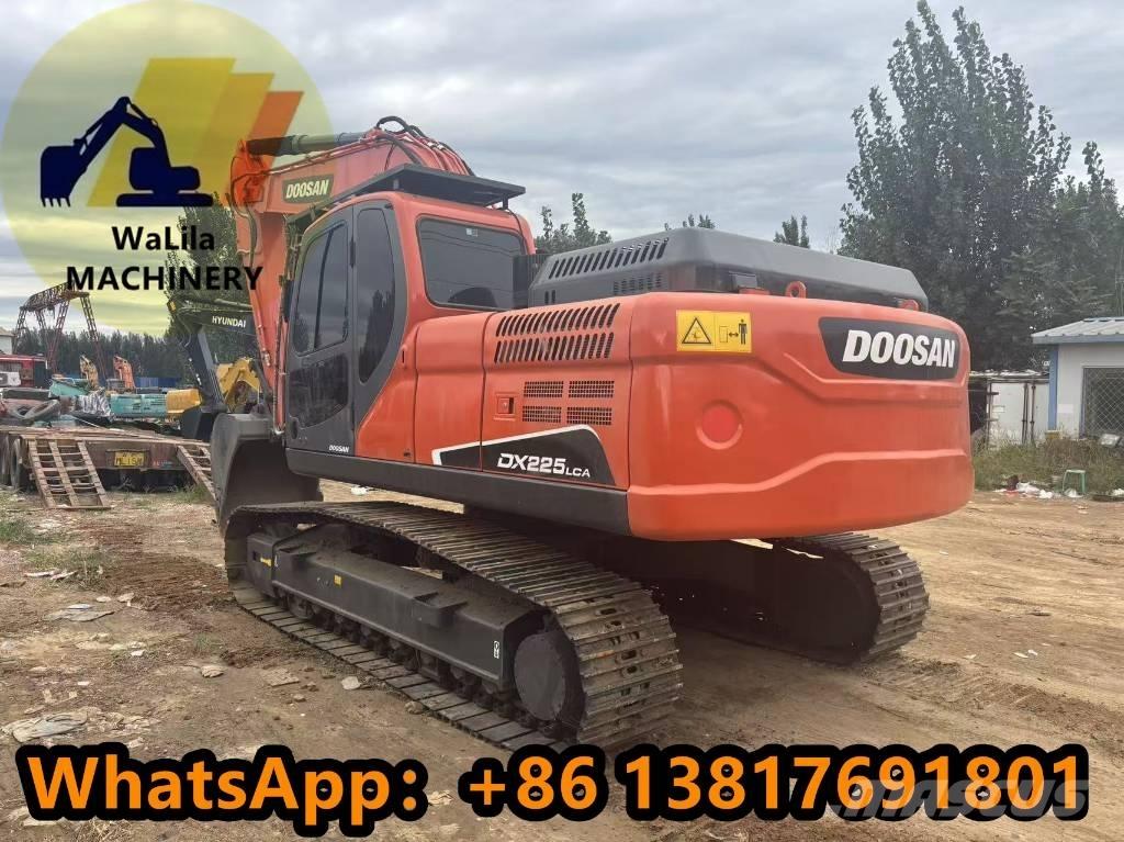 Doosan DX 225 Kāpurķēžu ekskavatori