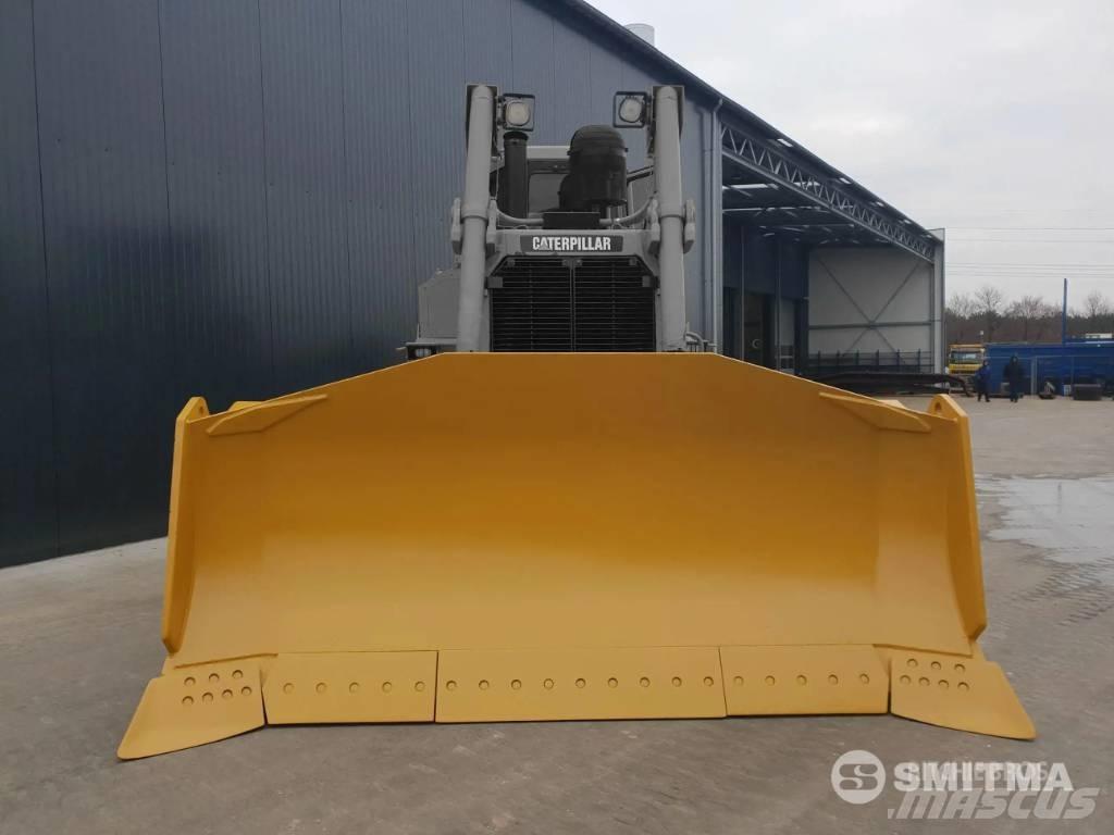 CAT D8N SU Naži