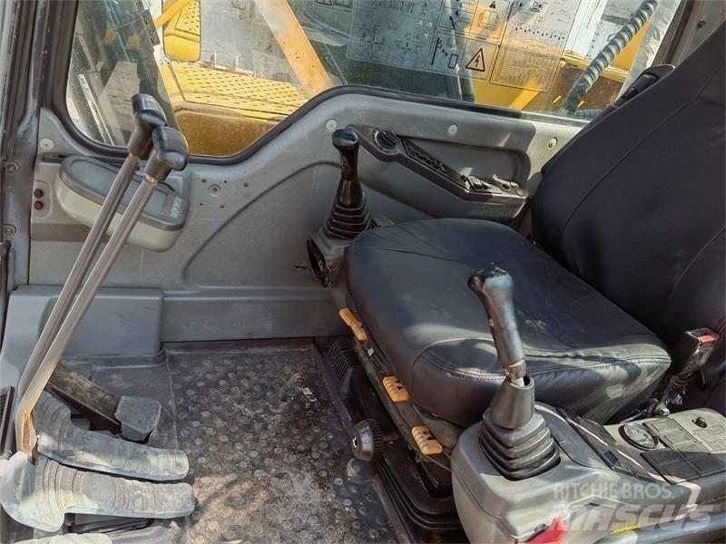 Volvo EC210B Kāpurķēžu ekskavatori
