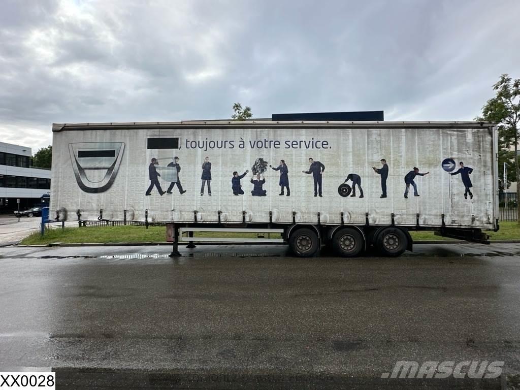 Fruehauf Tautliner Tents puspiekabes