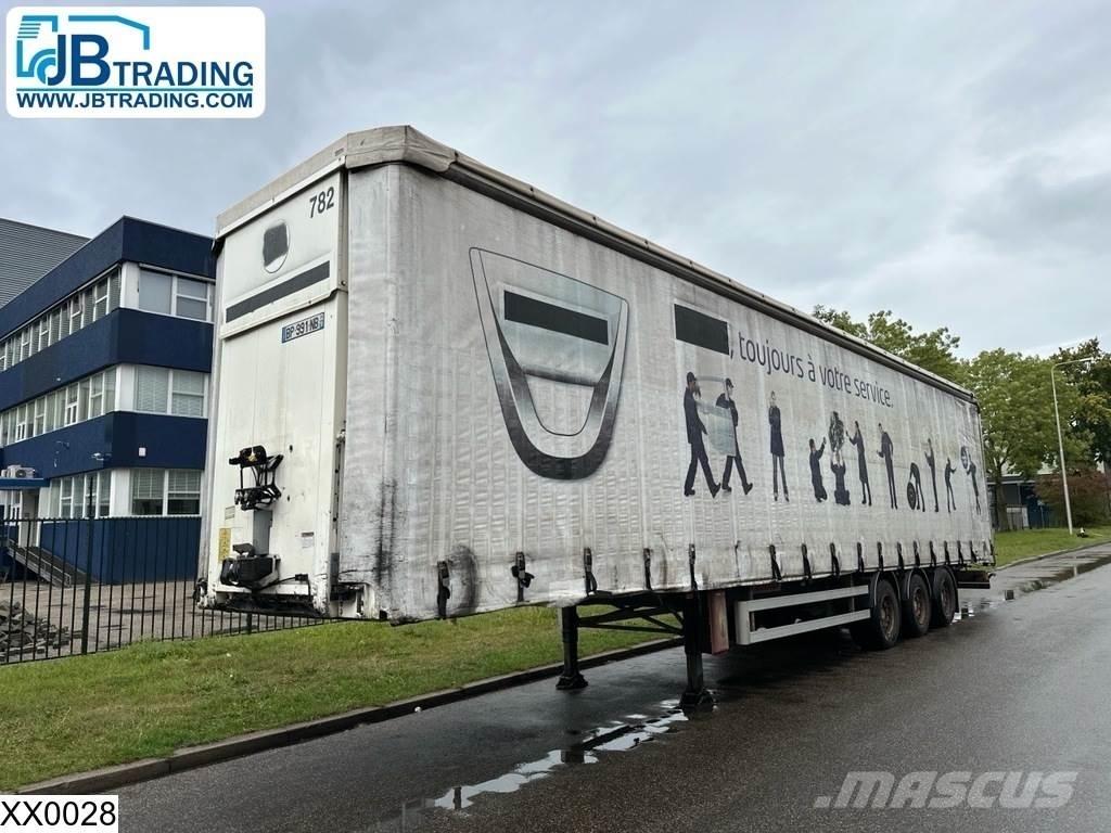 Fruehauf Tautliner Tents puspiekabes