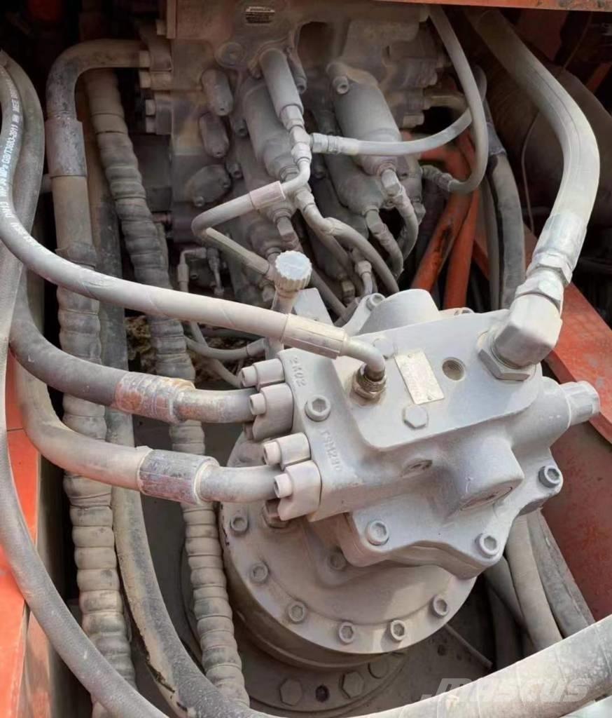 Doosan DX 380 LC Kāpurķēžu ekskavatori