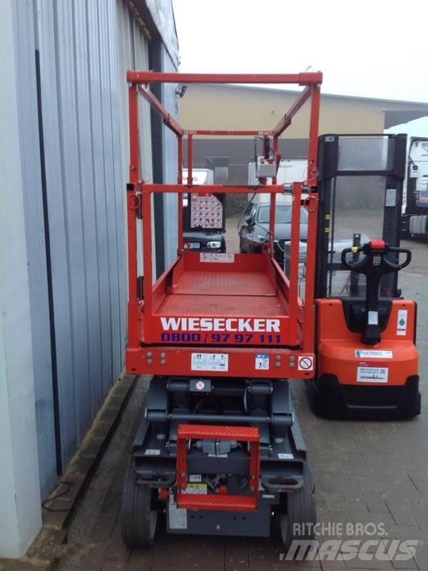 SkyJack SJ III 3220 Šķerveida pacēlāji