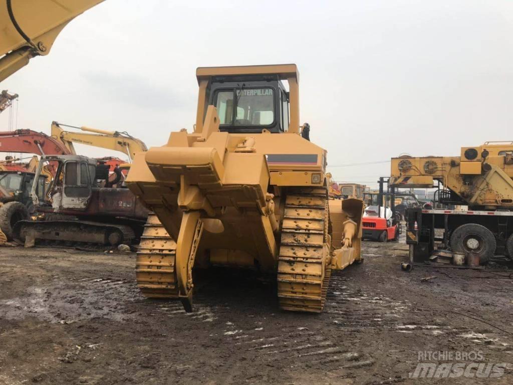 CAT D8N Kāpurķēžu buldozeri