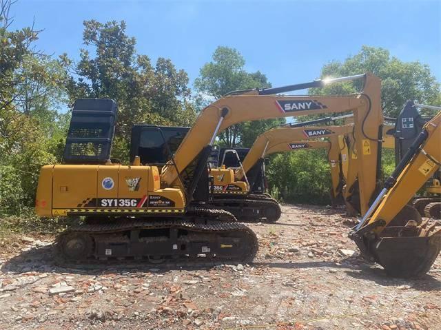 Sany SY215C Kāpurķēžu ekskavatori