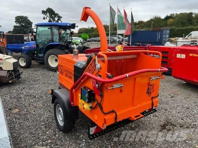 Timberwolf TW230/HB Koksnes šķeldotāji