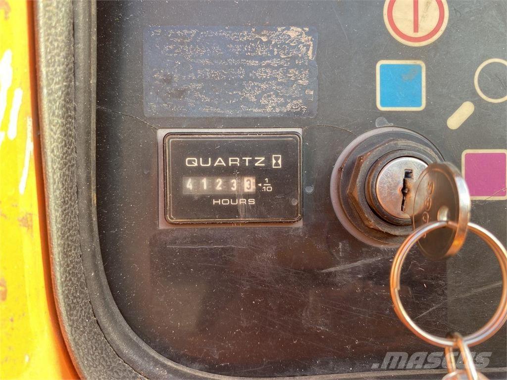 JLG 860SJ Strēles pacēlāji