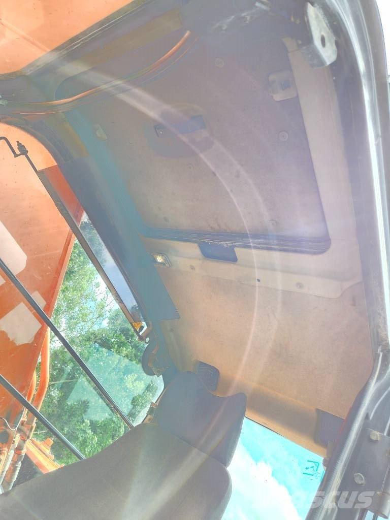 Hitachi ZX 330 LC-5 Kāpurķēžu ekskavatori