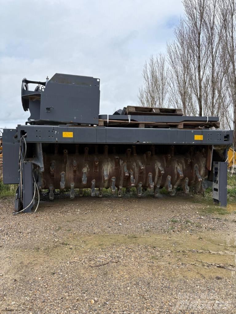 Wirtgen 220 SMI Būvniecība- Citi