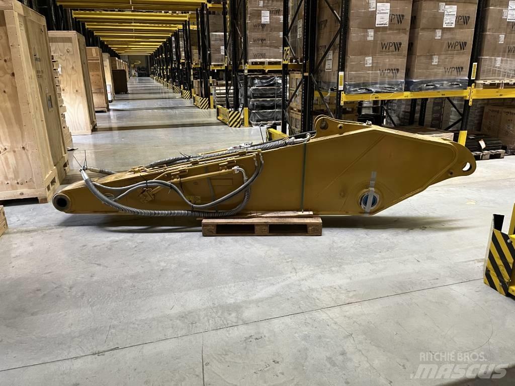 CAT 336 F L Strēles un kausi