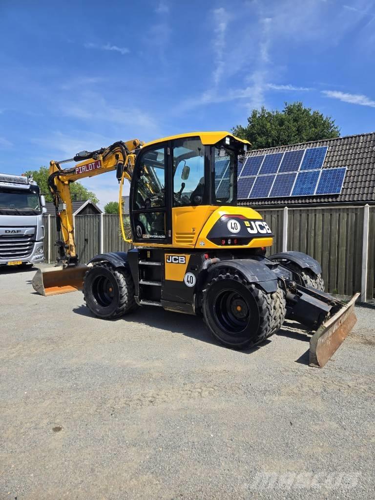JCB 110 W Ekskavatori uz riteņiem