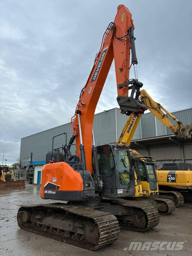 Develon DX235LCR-7 Kāpurķēžu ekskavatori