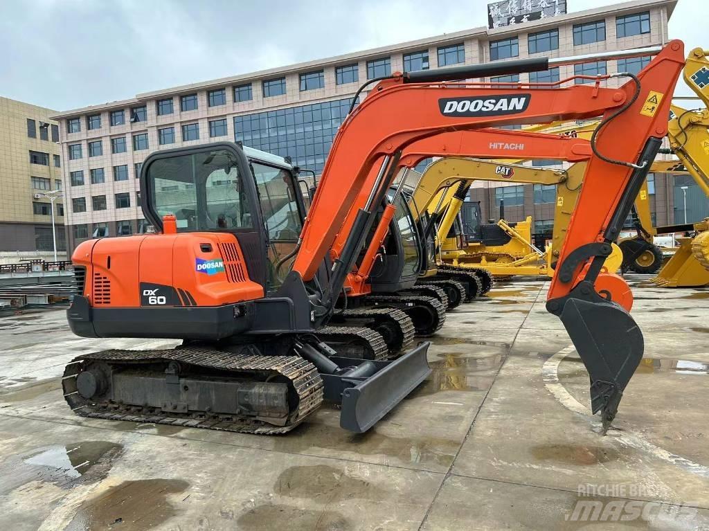 Doosan DX60-9 Mini ekskavatori < 7 t