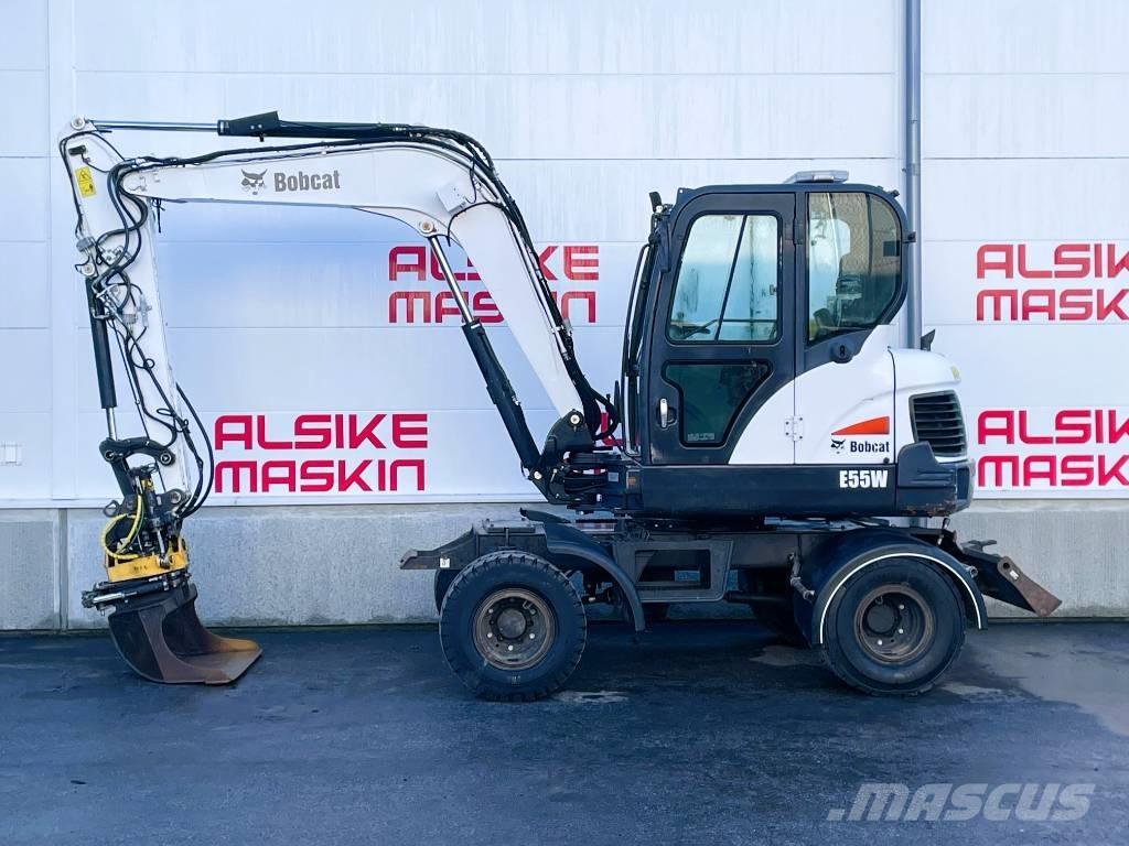 Bobcat E 55 W Ekskavatori uz riteņiem