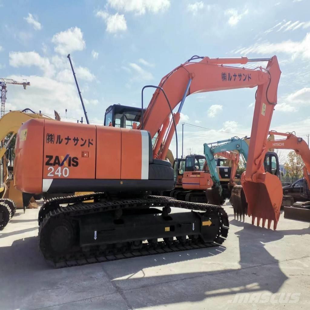 Hitachi ZX 240 Kāpurķēžu ekskavatori