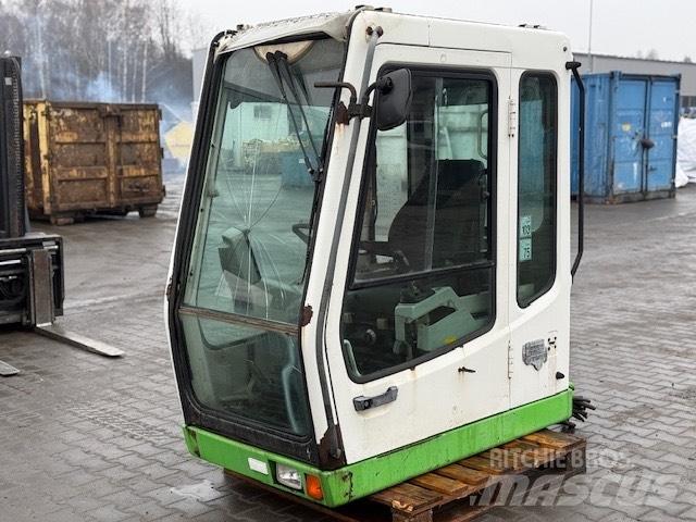 Liebherr A 924 B CAB Kabīnes un interjers