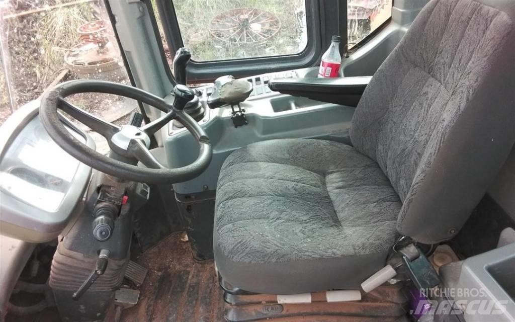 Doosan DL 200 Iekrāvēji uz riteņiem