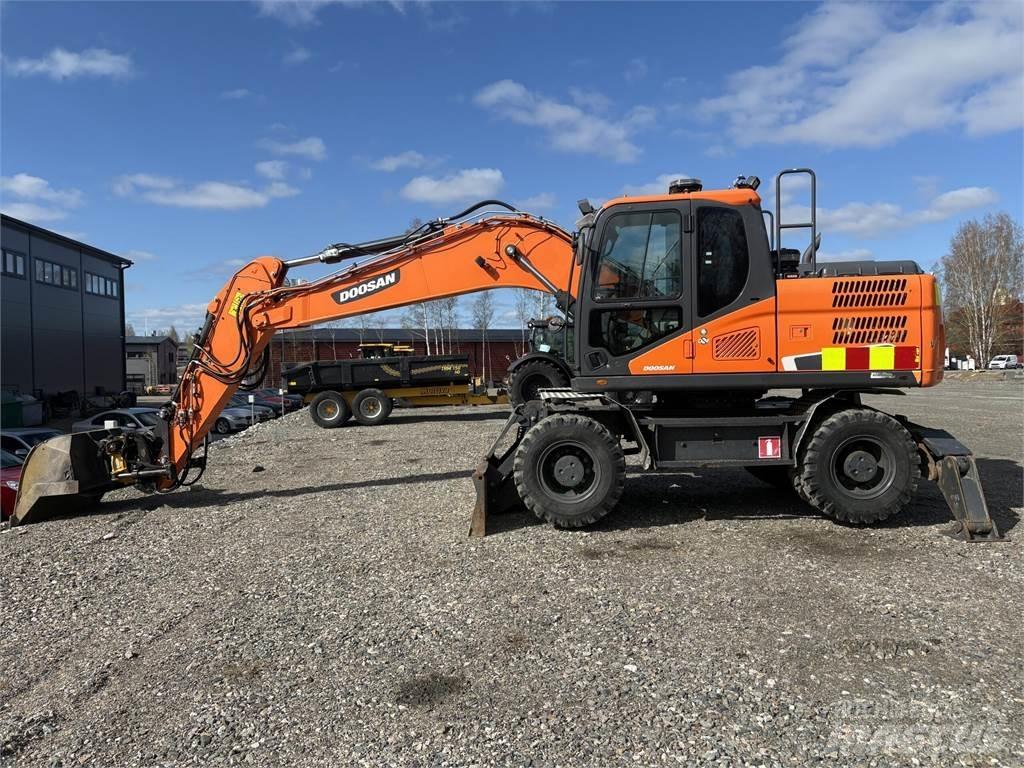 Doosan DX170W-5 Ekskavatori uz riteņiem