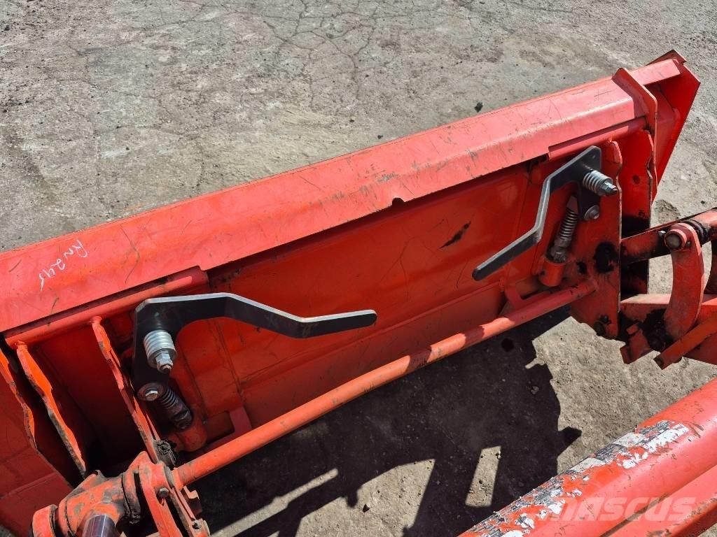 Kubota B 26 Kompaktie traktori
