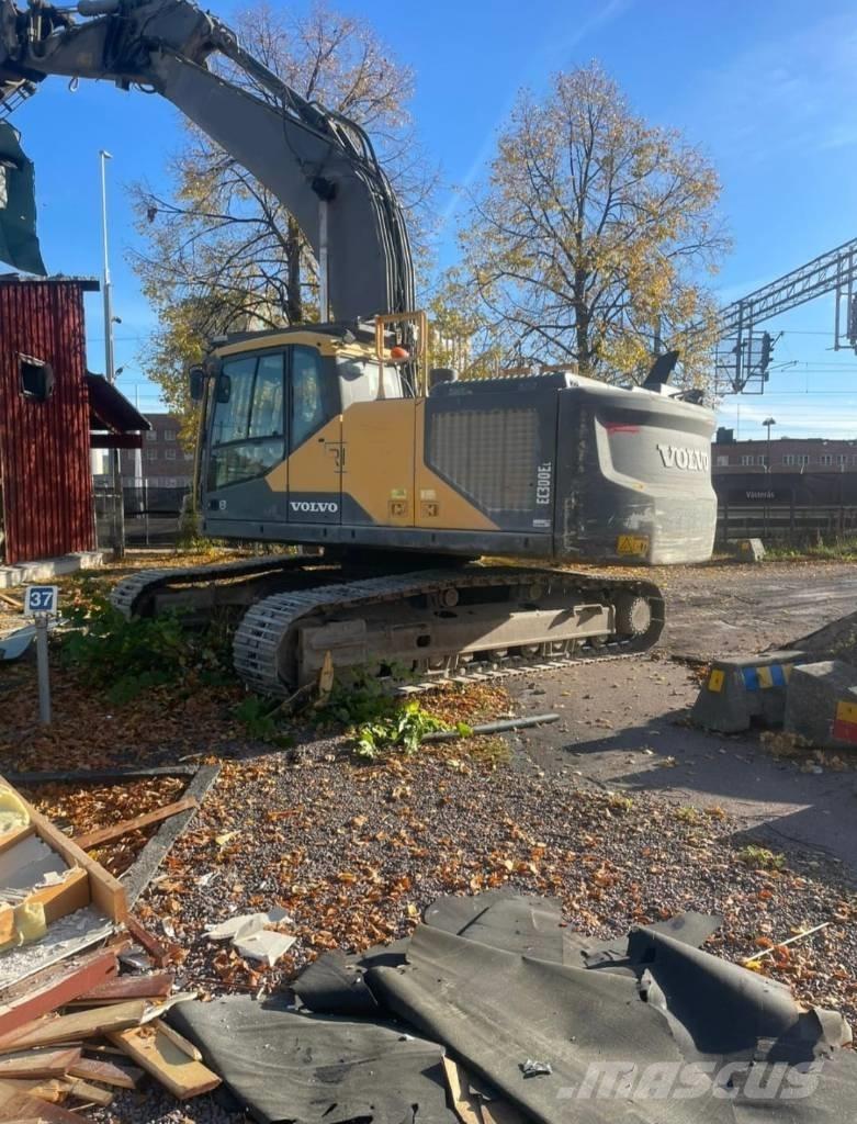 Volvo EC 300 EL Kāpurķēžu ekskavatori
