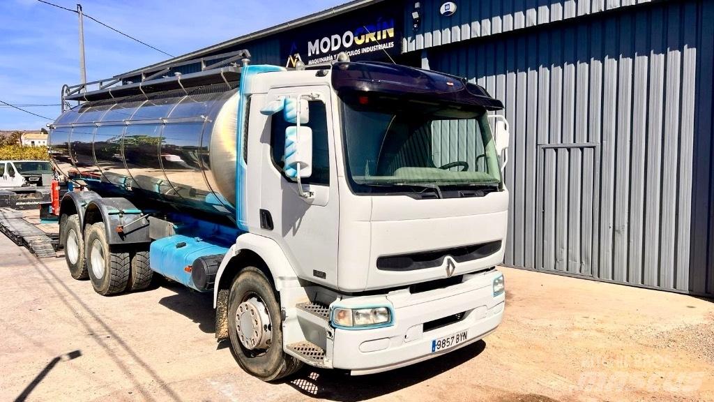 Renault 320.26 Autocisterna