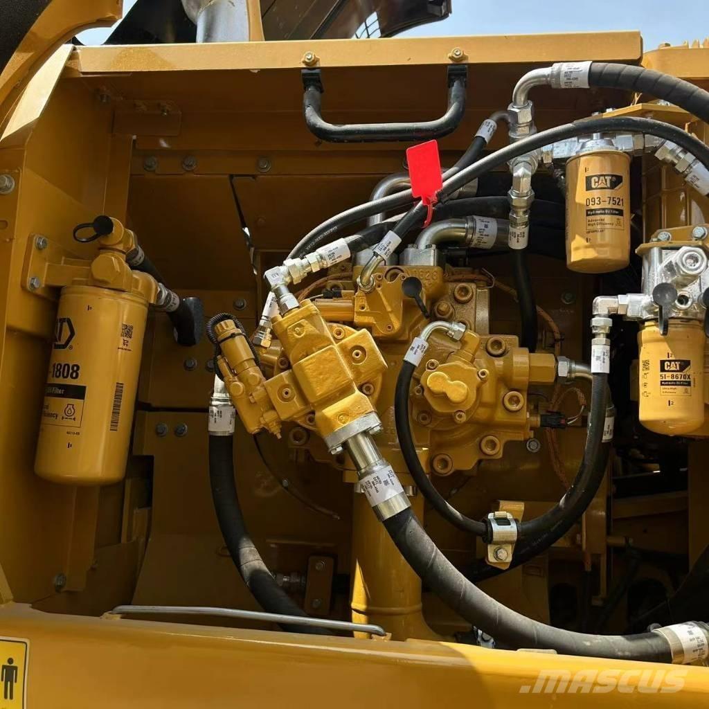 CAT 336 D L Kāpurķēžu ekskavatori