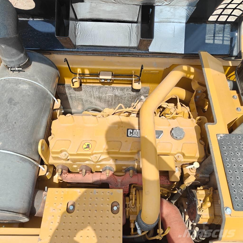 CAT 340 D L Kāpurķēžu ekskavatori