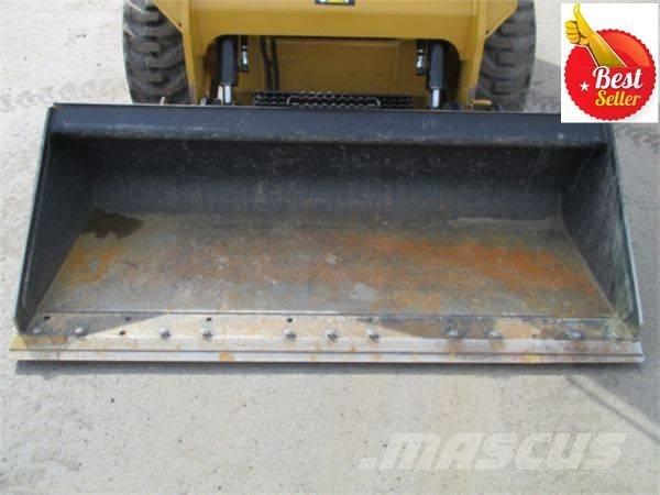 CAT 236 D Lietoti riteņu kompaktiekrāvēji