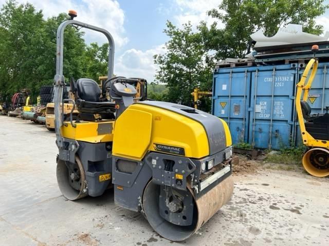 Dynapac CC 1100 Divvalču grunts veltņi