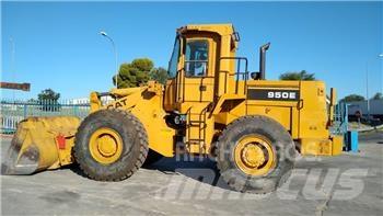 CAT 950E Iekrāvēji uz riteņiem