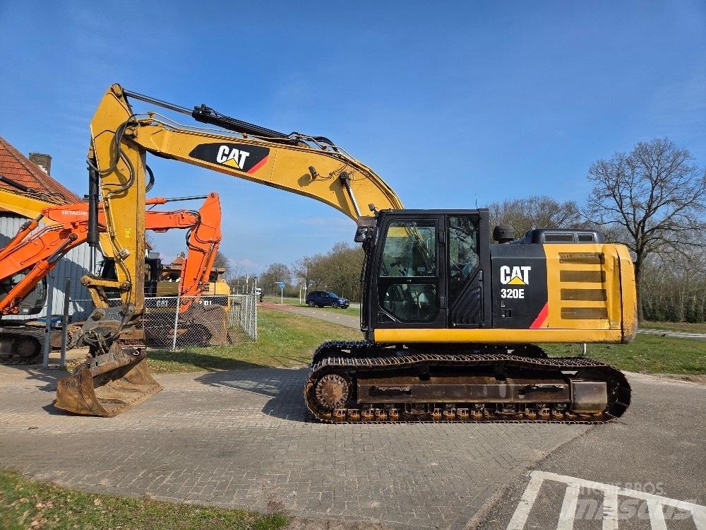 CAT 320EL Kāpurķēžu ekskavatori