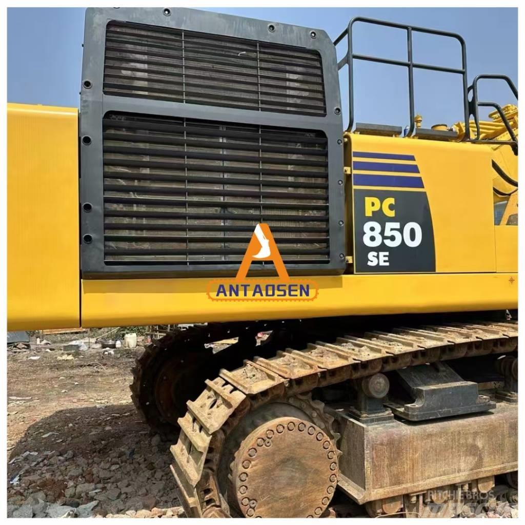 Komatsu PC 850-8 Amfībijas tipa ekskavatori