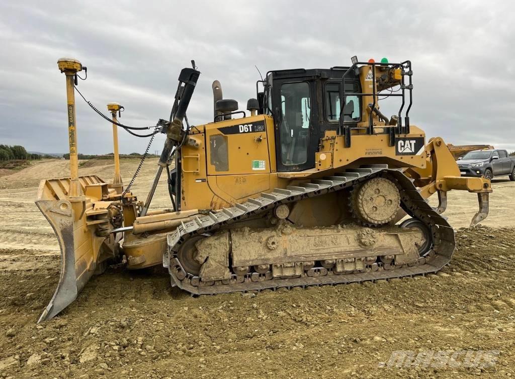 CAT D 6 T LGP Kāpurķēžu buldozeri