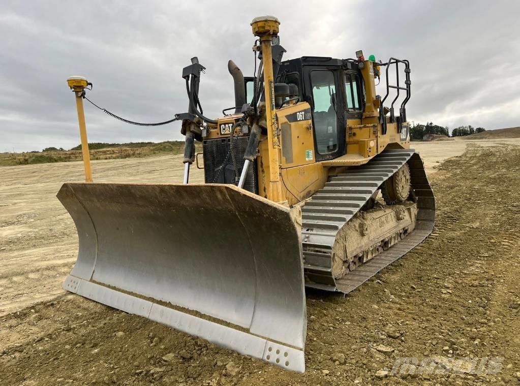 CAT D 6 T LGP Kāpurķēžu buldozeri