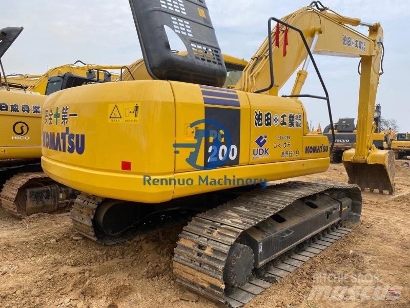 Komatsu PC200-7 Kāpurķēžu ekskavatori