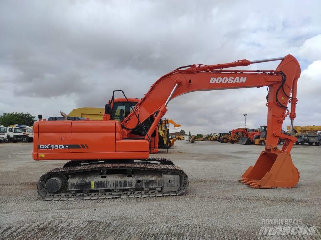 Doosan DX 180 LC Kāpurķēžu ekskavatori