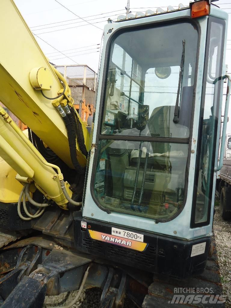 Yanmar B7-5A Vidēja lieluma ekskavatori 7 t - 12 t