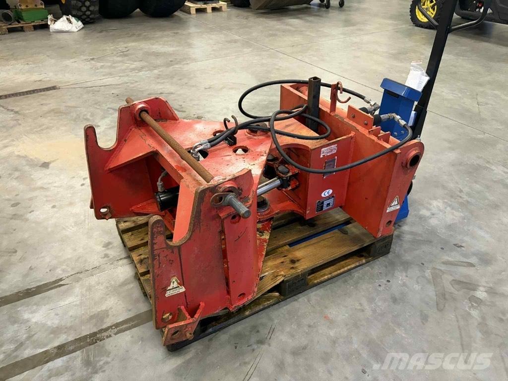 Manitou Drejeled Teleskopiskie manipulatori