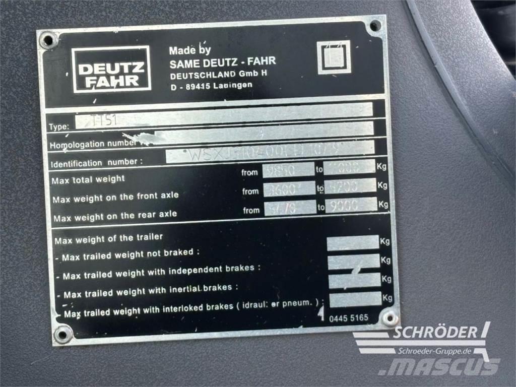 Deutz-Fahr M 650 Traktori