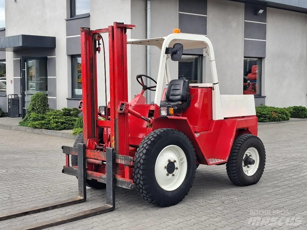 Manitou MC 25 Apvidus autokrāvējs
