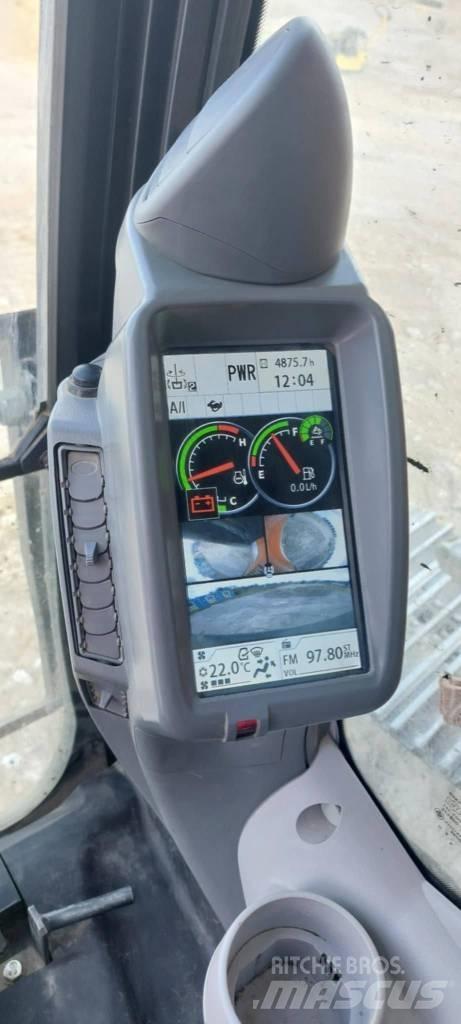 Hitachi ZX 135 US-6 Kāpurķēžu ekskavatori