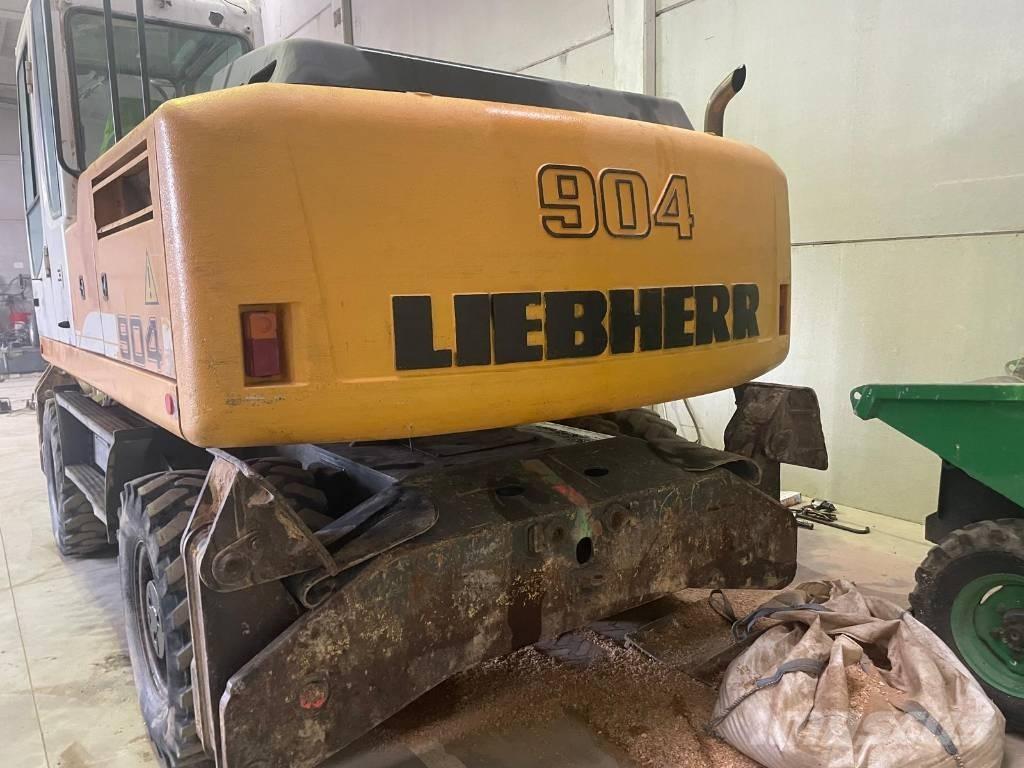 Liebherr A 904 C Ekskavatori uz riteņiem