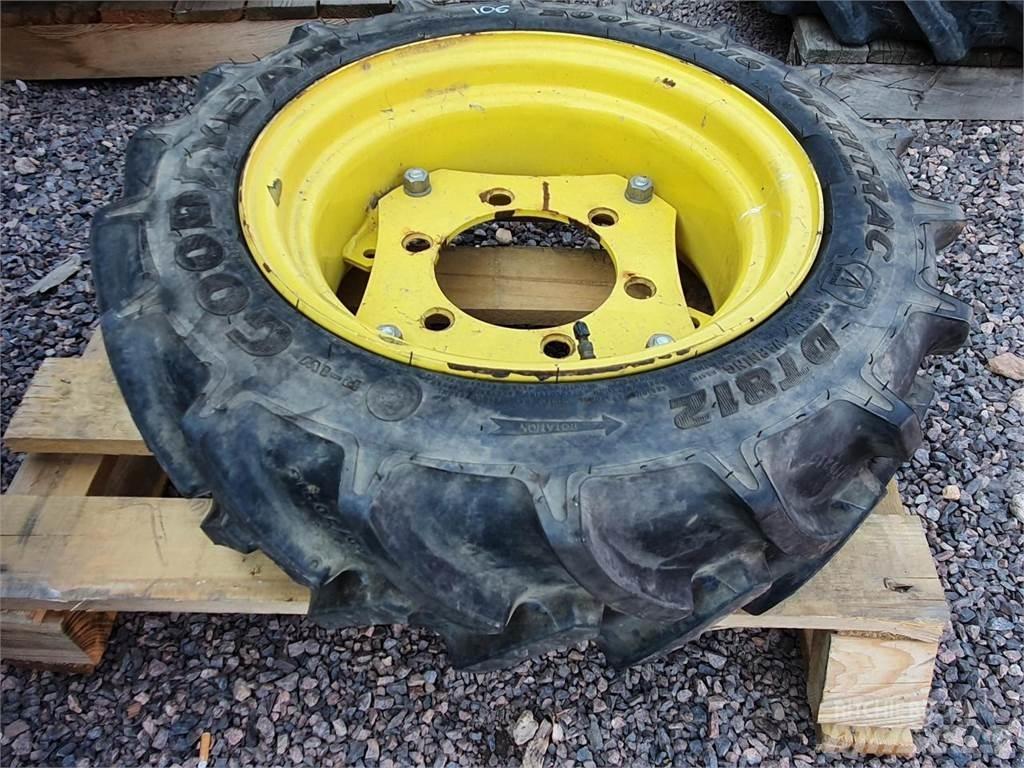 Goodyear 200/70R16 Riepas, riteņi un diski