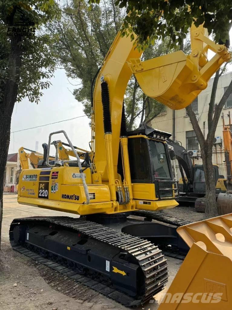 Komatsu PC 220 LC Kāpurķēžu ekskavatori