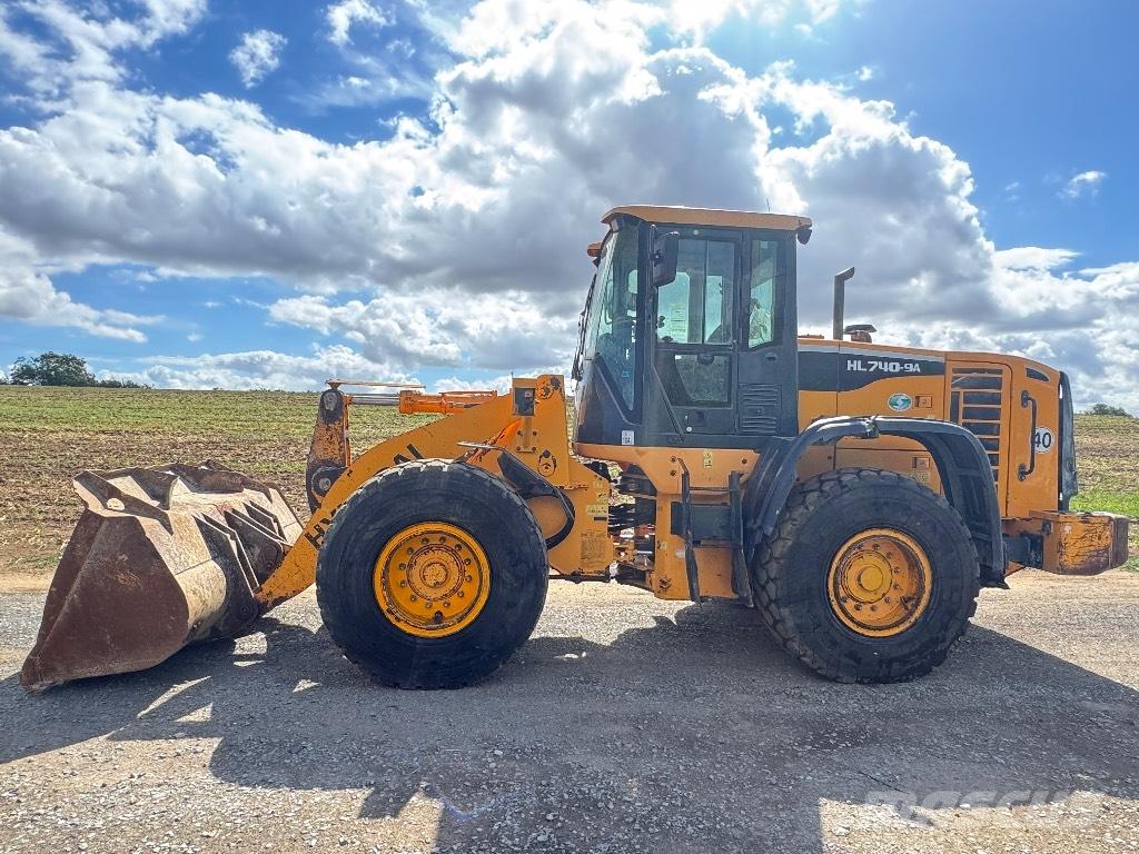 Hyundai HL 740-9 A Iekrāvēji uz riteņiem