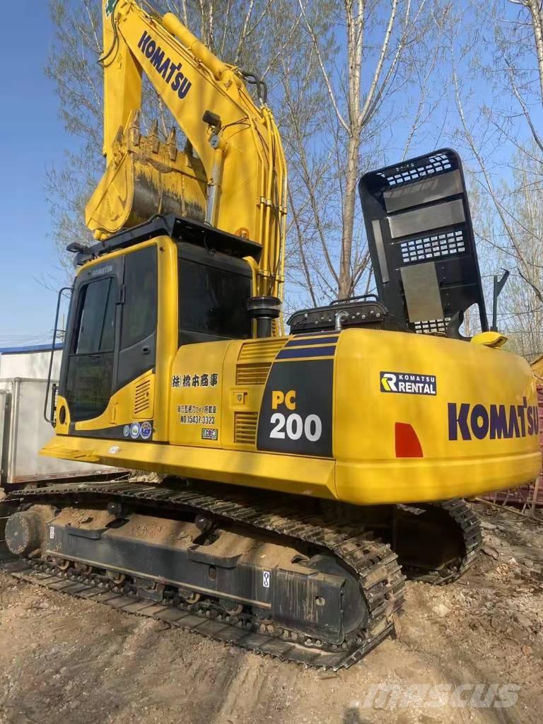 Komatsu pc200-8 Kāpurķēžu ekskavatori