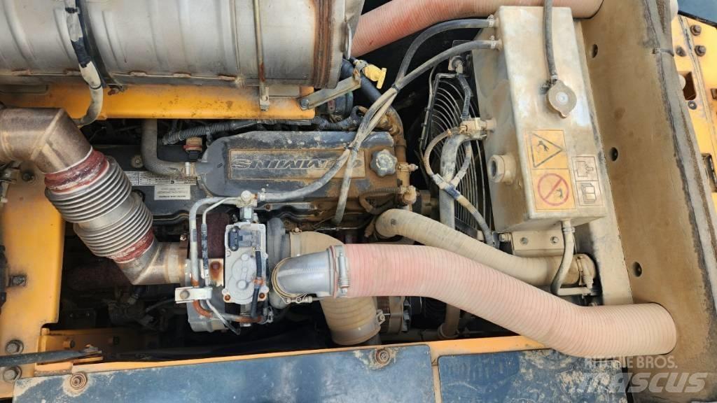 Hyundai HW 145 Ekskavatori uz riteņiem