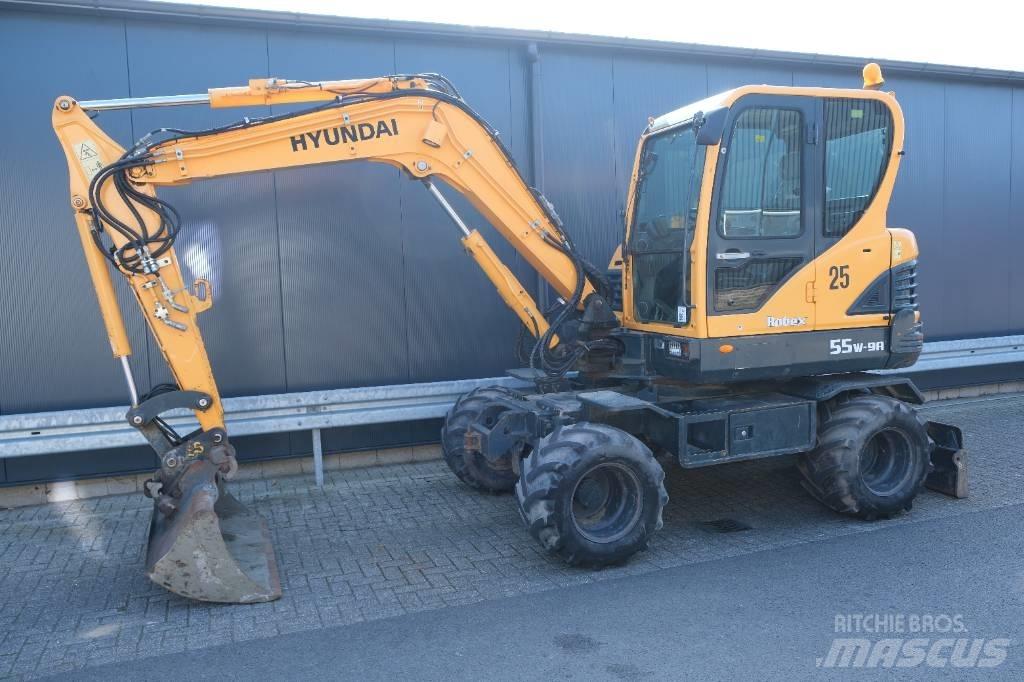  Robex 55W-9A Ekskavatori uz riteņiem
